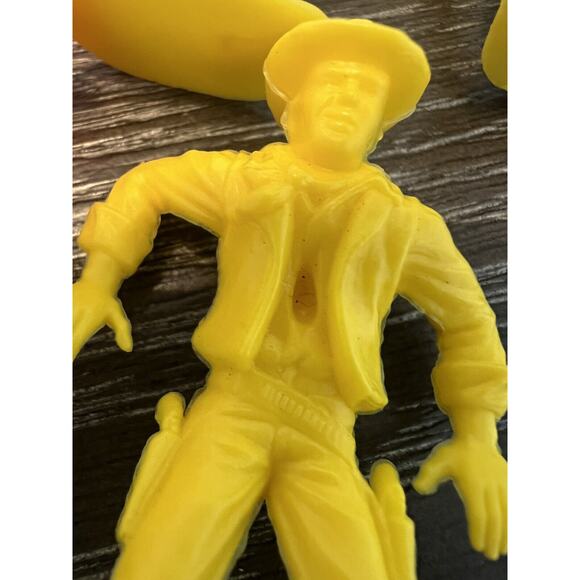 Plastic Western Cowboys Indians Horses And Fences, 100 Piece Lot Unbranded - Picture 13 of 16